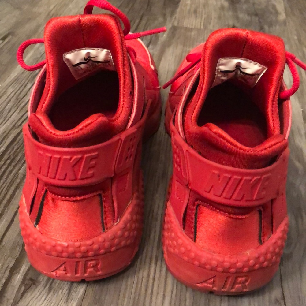 Red Nike Air Hurache sneakers